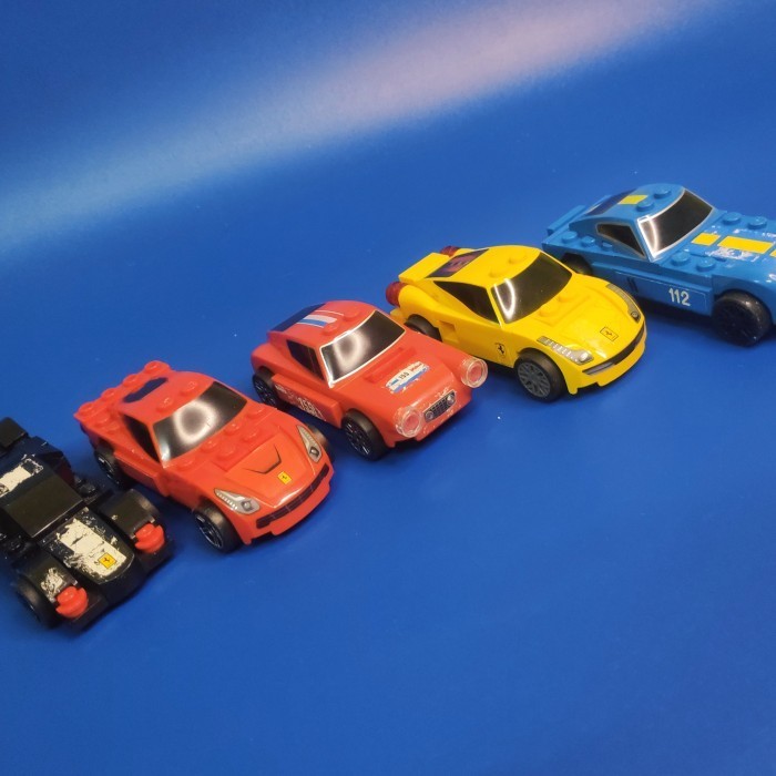 Mobil Lego Ferrari paket