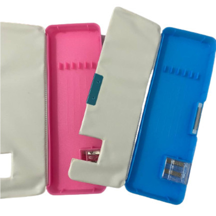 

DZ-0061-3 Kotak Pensil Magnet Karakter Animasi