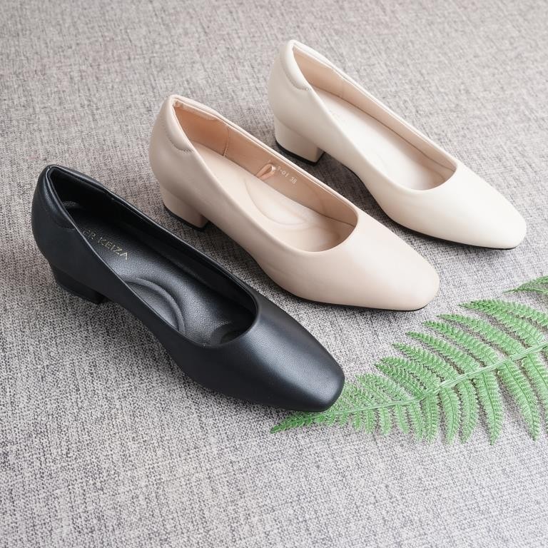 Peter Keiza Sepatu Kerja Pantofel Wanita Polos dengan Hak Tahu 3 cm HB08-01