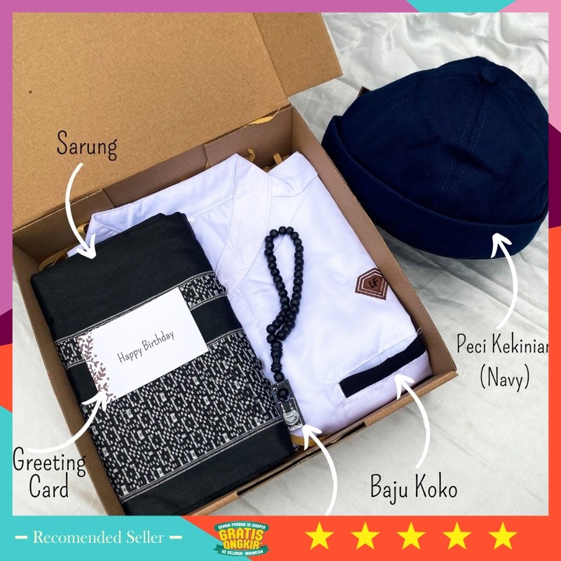

Termurah Kado Cantik Unik Hampers Keren / [B2627]HAMPER KOKO/HAMPERS RAMADHAN/HAMPERS COWOK/KADO COWOK SARUNG KOKO PECI DAN TASBIH/HADIAH PERNIKAHAN/HADIAH ULANG TAHUN/HADIAH WEDDING/KADO LEBARAN/HAMPERS LEBARAN/HAMPERS RAMADHAN BAJU KOKO SARUNG PECI TASB