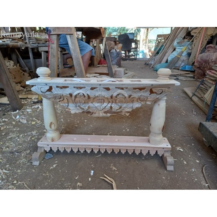 

termurah jagrak keris isi 5 kamarogan tiang anteb bk megantara sengkel Antik