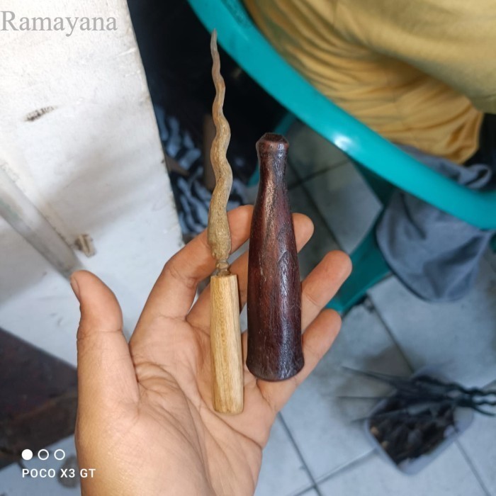 

keris klewer panimbal sepuh majapahit bk meganatar sengkelat lar manga Antik