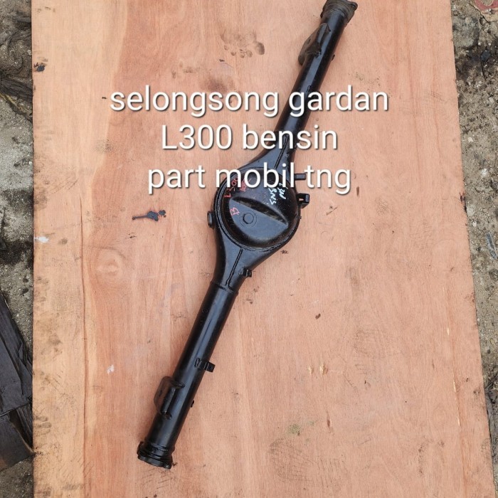 Selongsong Serubung Gardan Mitsubishi L300 Bensin Lama Gardan Kecil