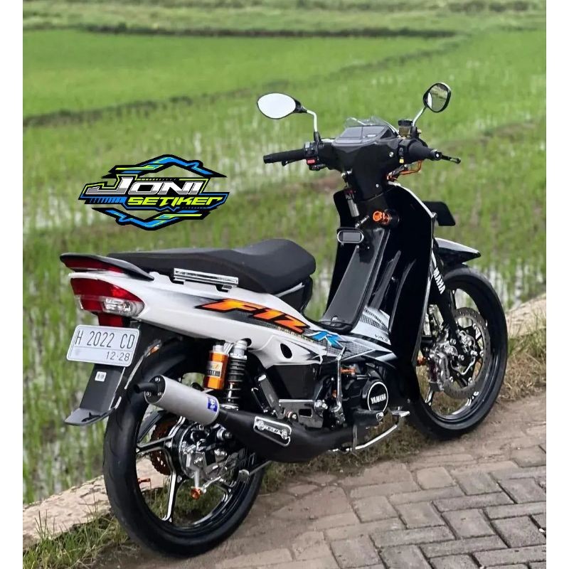 STRIPING STICKER FIZ R TAHUN 2004 HITAM PUTIH