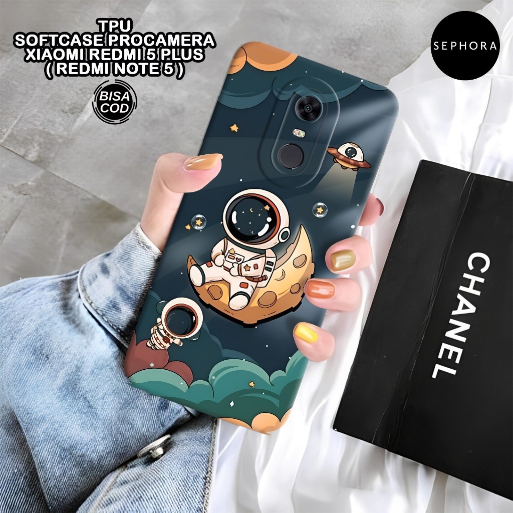 Case XIAOMI Redmi 5 Plus ( Note 5 ) - Fashion Case Astronot - Softcase Redmi 5 Plus ( Note 5 ) - Cas