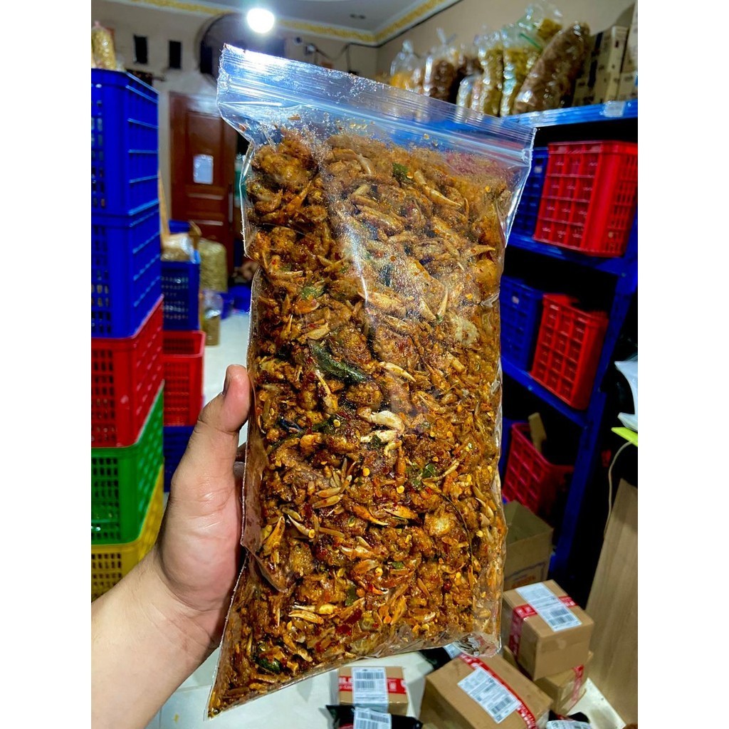

Ay00! BABY CRAB CRISPY PEDAS DAUN JERUK 250 GRAM RAJUNGAN CRISPY ANAK KEPITING