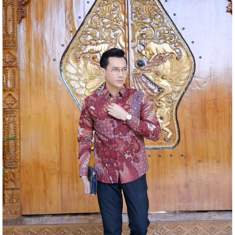 Kemeja Batik MARMER Solo Sekar Madangkara & Batik Modern Lengan Panjang - Kombinasi Tradisional dan 