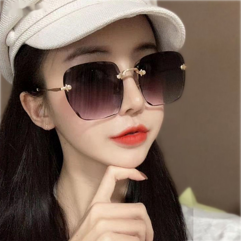 Kacamata Hitam Lensa Gradasi Abu Coklat Kacamata Anti UV Wanita