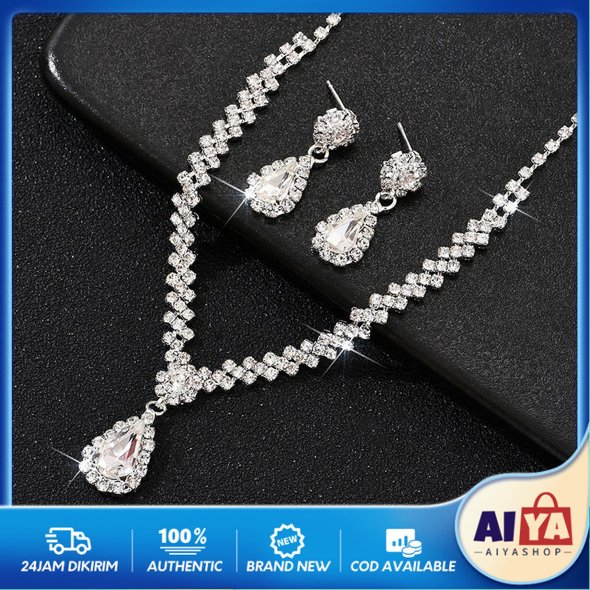 Perhiasan Pesta 1 set Kalung dan Anting Set Kalung Liontin Berlian Anting Wanita Aksesoris Pernikaha