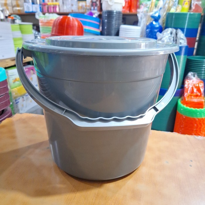 ember tutup plastik 4 galon