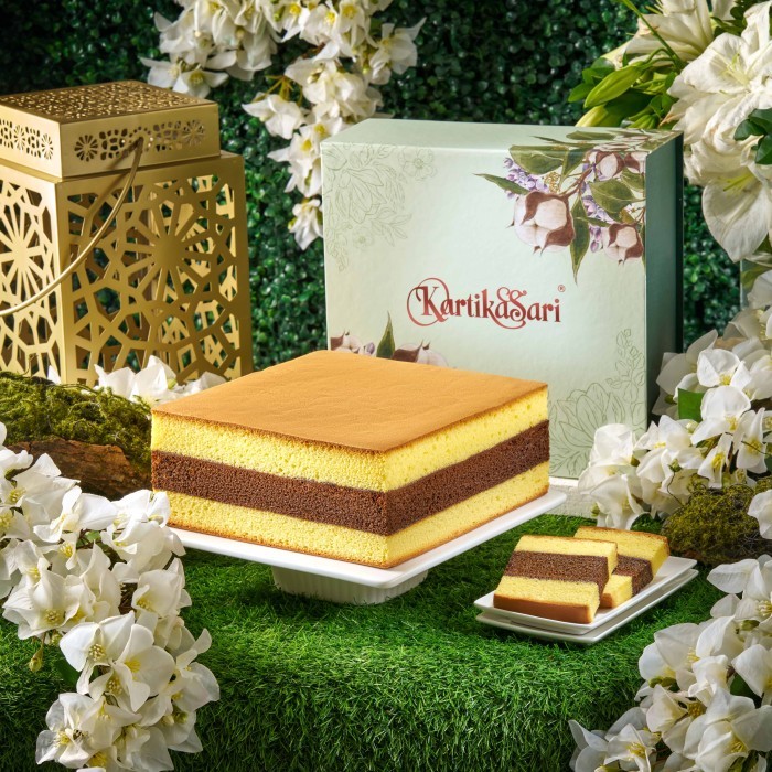 

Gift Box Lebaran - Lapis Malang 21