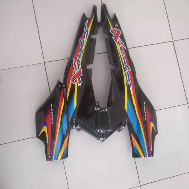 2004 Cover body belakang supra x lama box belakang supra x lama set tutup aki dan stripping 2004