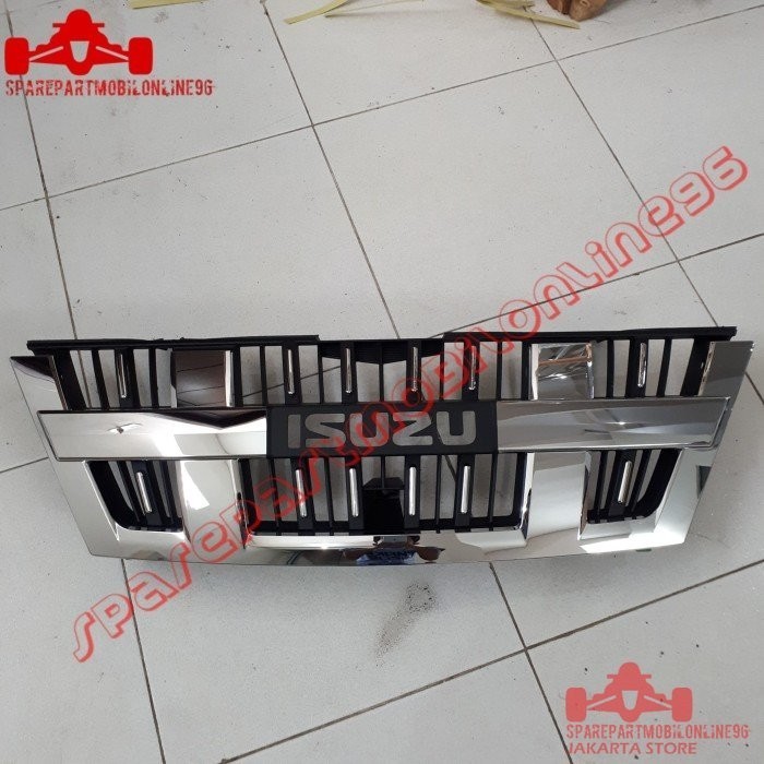 Grill Depan Isuzu Panther Kapsul Touring 2005 2008 Chrome Asli