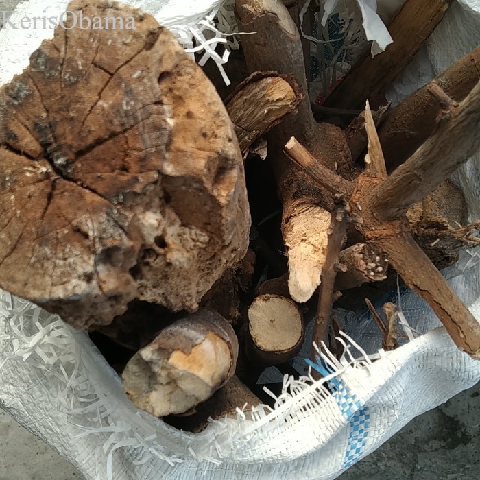 

Kayu bakar Kering Kiloan BBQ Smoking Fire Wood ukuran Random - 1 Kg saja murah