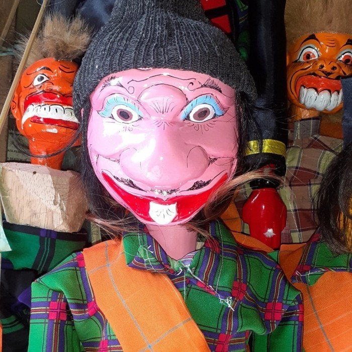 wayang golek gareng panggung klasik