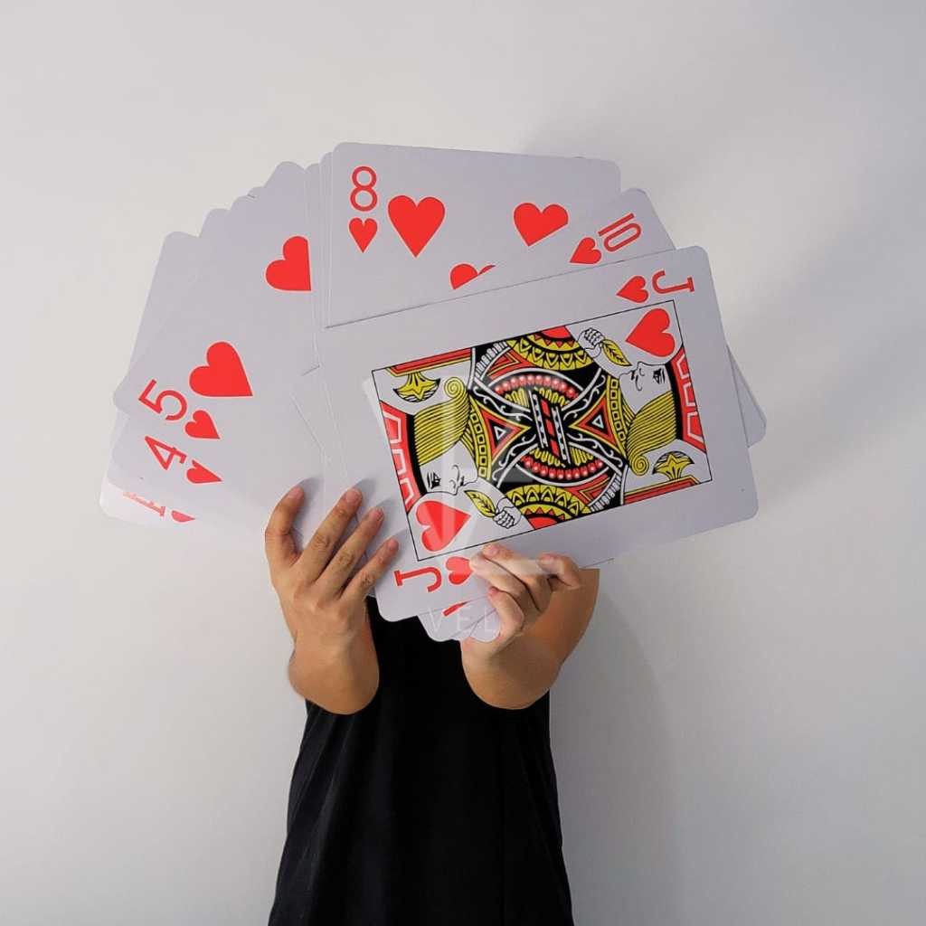 fg53ws Kartu remi JUMBO / poker / playing card / boardgame / mainan BESAR BIG SIZE 54 LEMBAR