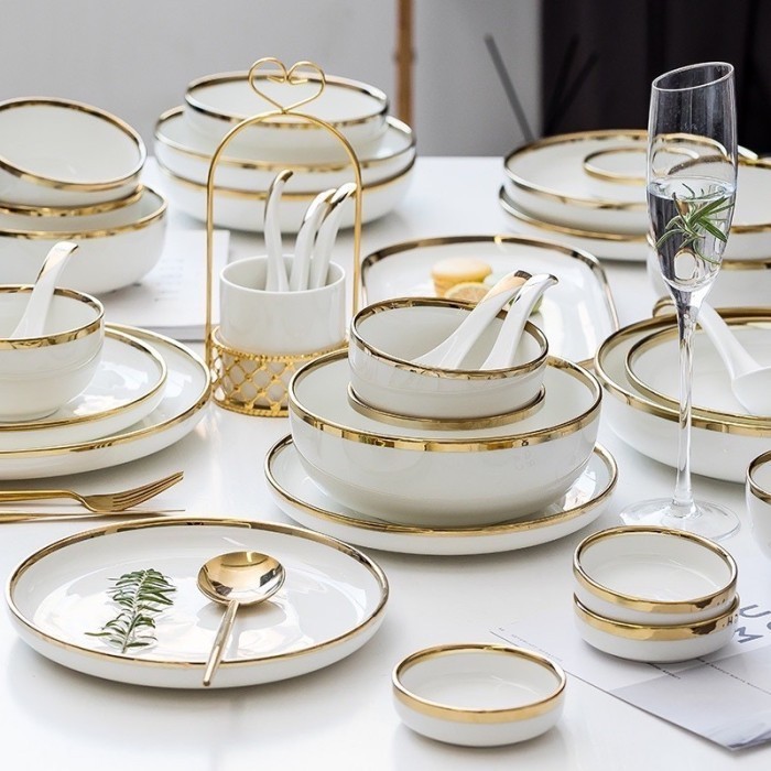 Blanc Plate set isi 9 / paket piring Putih Gold