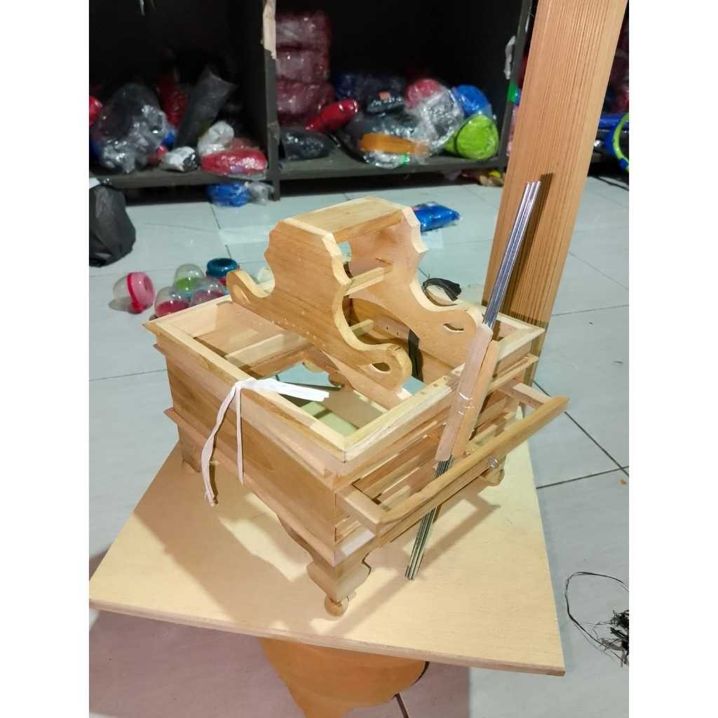JUAL SANGKAR PLECI PCMI REPLIKA BNR AMBRUKAN AMBRUK BONGKARAN RAKIT SENDIRI TIANG BESI BAHAN KAYU