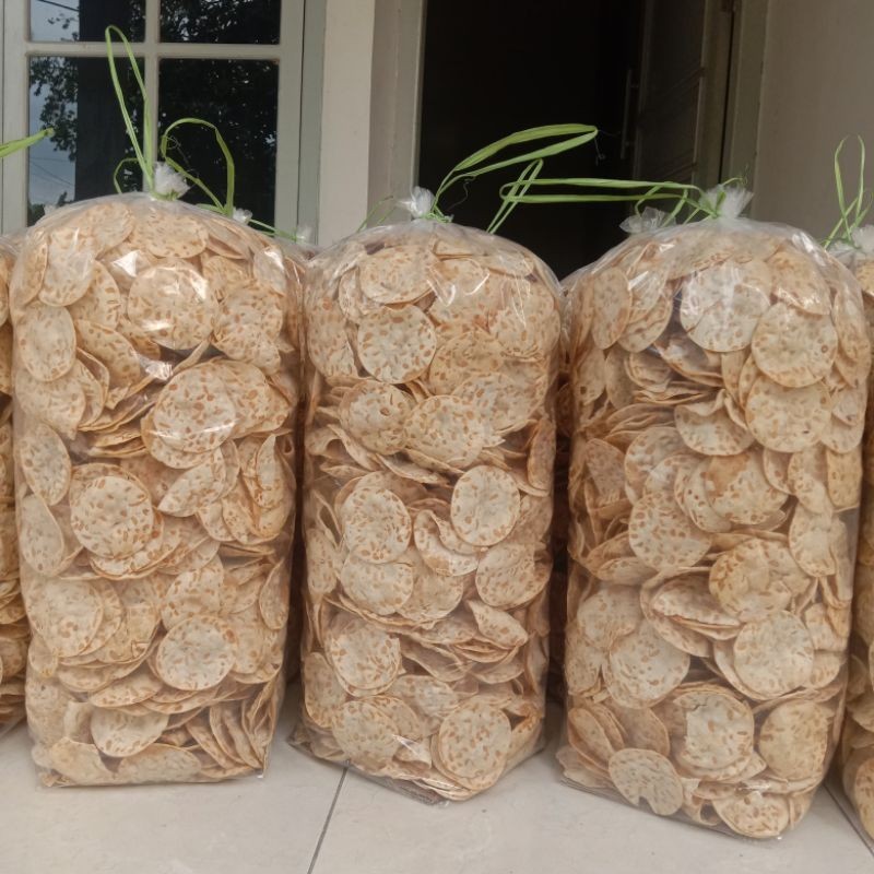 

KERIPIK TEMPE SAGU 1 KG