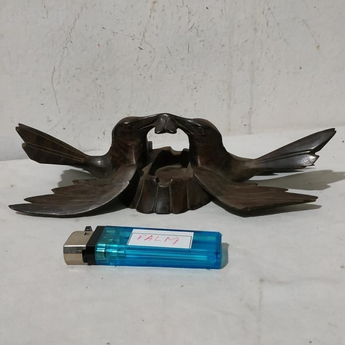 

Asbak Kayu Burung Ukir murah