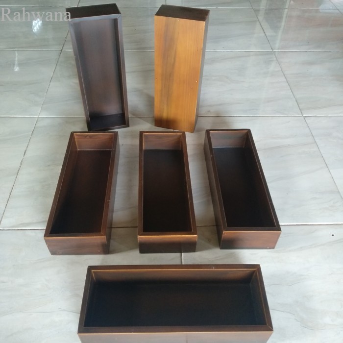 

Baki serbaguna 32x 12 x 7 Cm Walnut murah