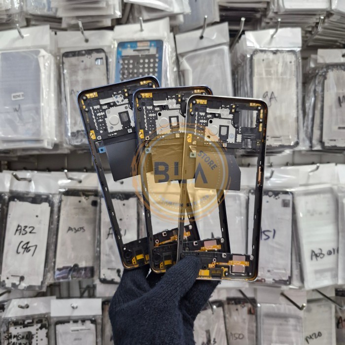 Tulang Tengah Bezel Infinix Hot 40 Pro X6837 - Rangka Tutup Mesin