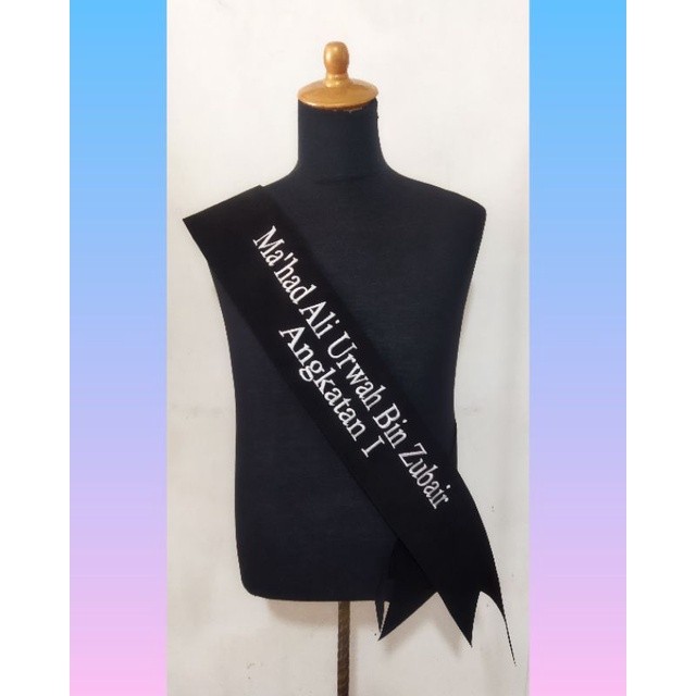 (SEHARI JADI) Selempang Wisuda Bordir Polos Tanpa Pinggiran Selempang Wisuda