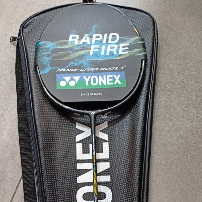 Yonex Nanoflare 800 LT + BG66 + Grip