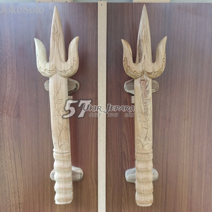 

Tarikan pintu motif tombak bahan kayu jati murah - Gagang ukir jepara - mentahan murah