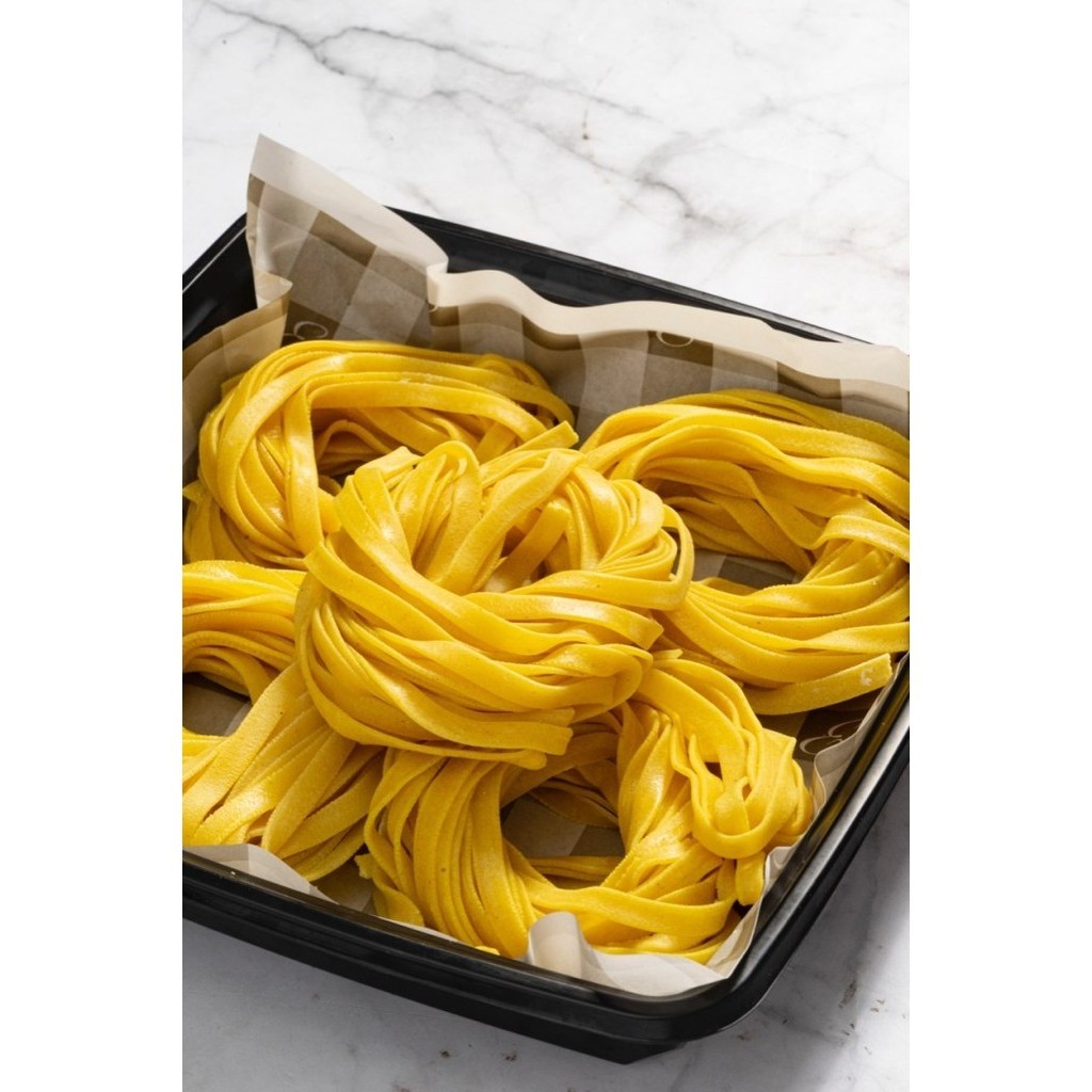 

Fresh Pasta Egg - Laminated - Fettucini