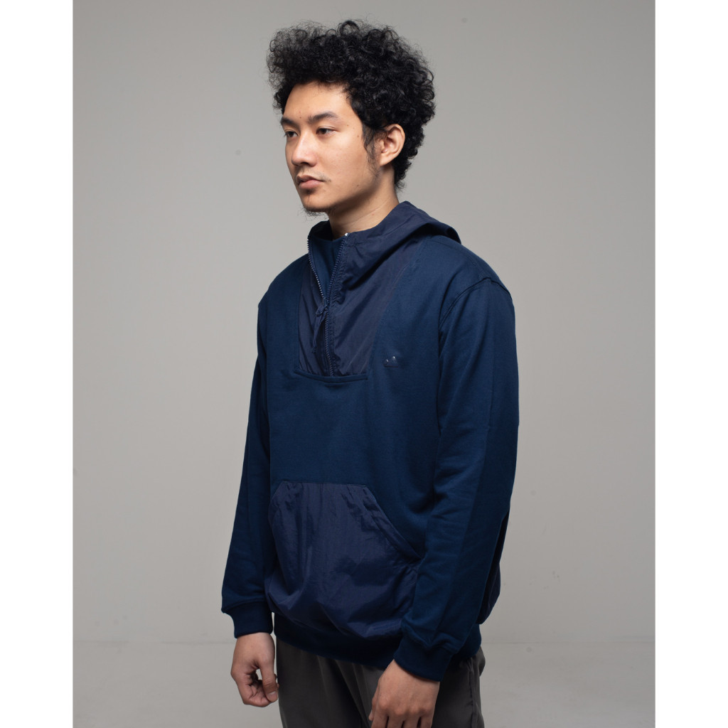 VOLTA HALF-ZIP HOODIE