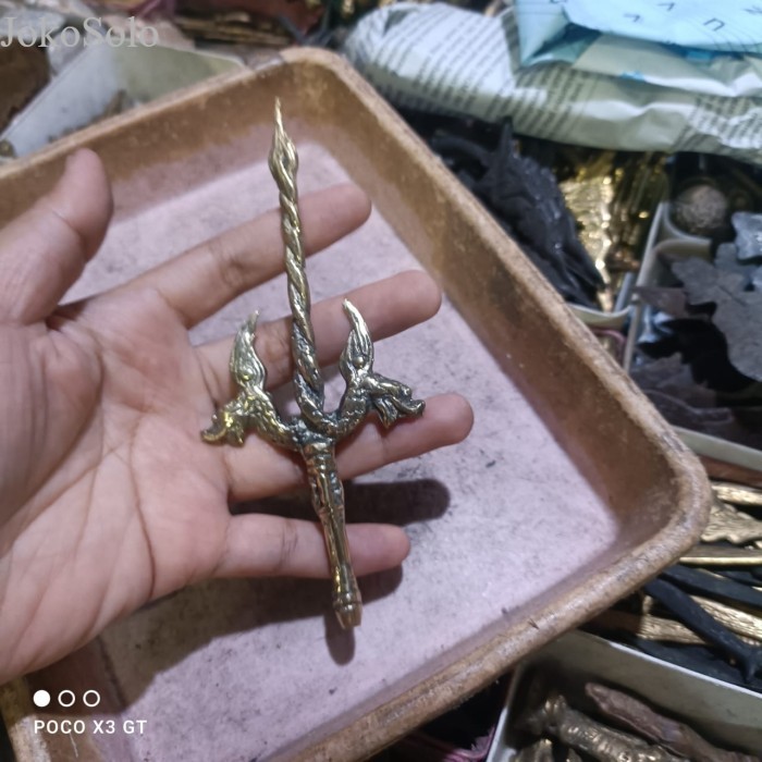 

keris trisula naga kembar emas sepuh majapahit milik wikramasanjaya bk murah