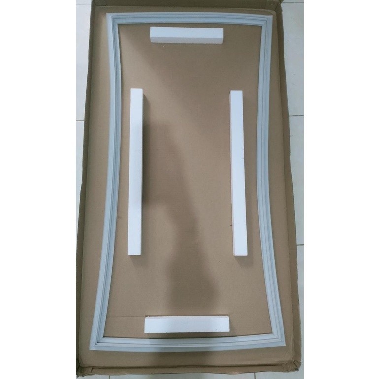 KARET PINTU BAWAH KULKAS LG GN B200SQ B252SLSL C222SQCN G222SLCB G222SQCB G222SXCB