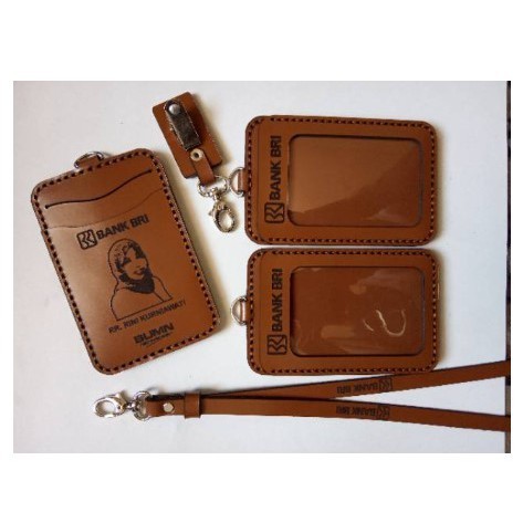 

NAME TAG KULIT / ID CARD HOLDER KULIT / GANTUNGAN ID CARD / NAME TAG