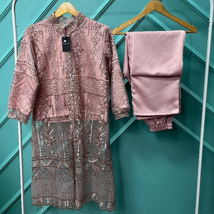 SETELAN CELANA NAIRA 3 IN1 (FREE HIJAB) BAHAN SATIN MIX BRUKAT LD 120 JUMBO BAJU KONDANGAN PESTA PER