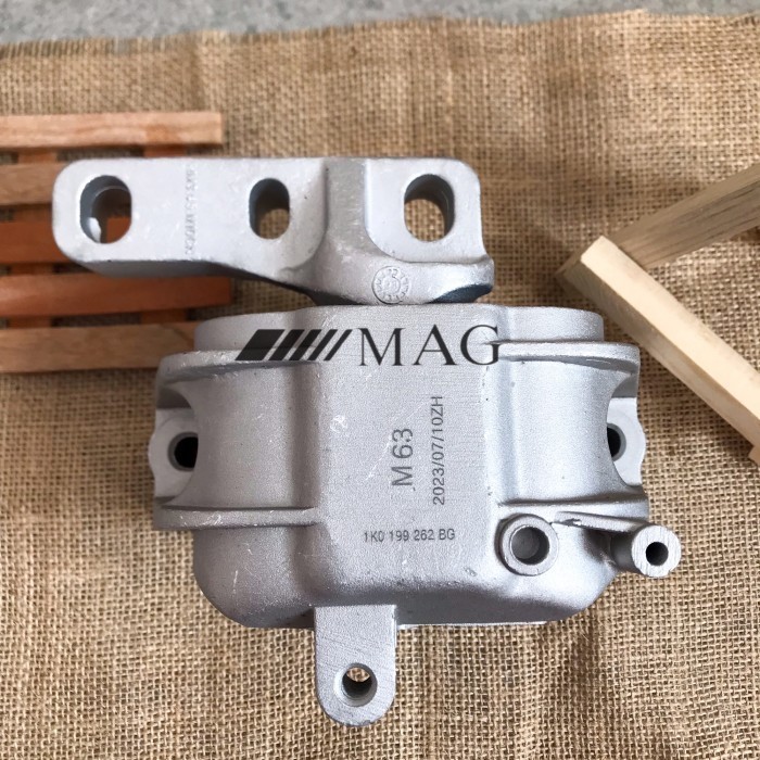 Engine Mounting Kanan VW Golf + Engine mounting Kiri Vw Golf