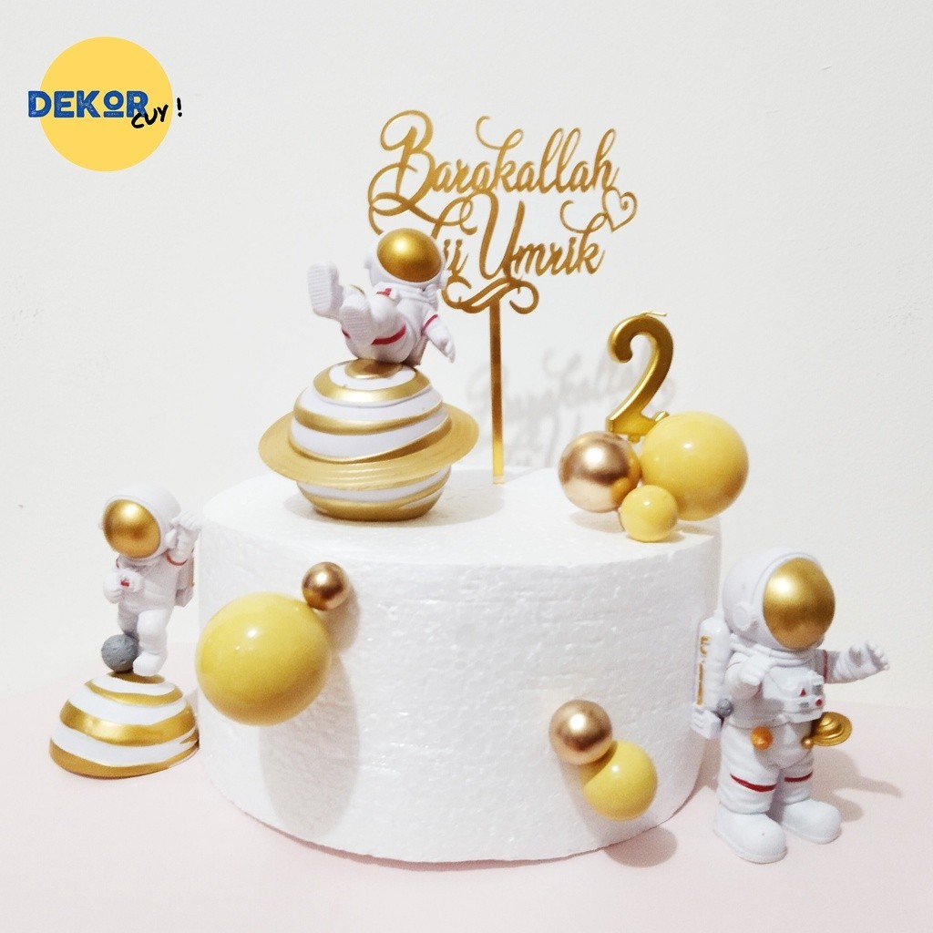 CAKE TOPPER FIGURE ASTRONOUT SPACE GALAXY HIASAN KUE LUAR ANGKASA ASTRONOT