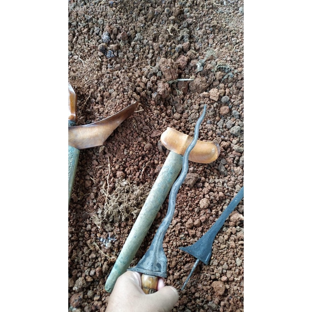 

keris carubuk pamor wahyu tumurun sepuhmataram islam milik sultan age Antik