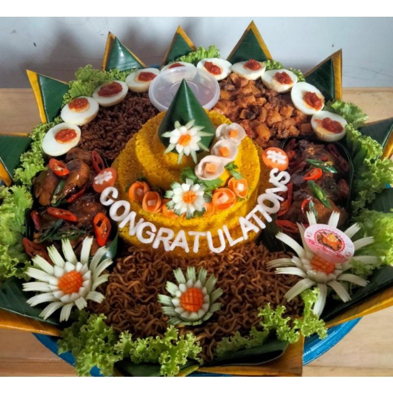 

Nasi Tumpeng Kuning 10 porsi, nasi tumpeng Catering Malang DMT ( Versi Ekonomis )