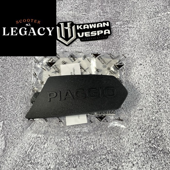Cover Bolt Original Piaggio Medley