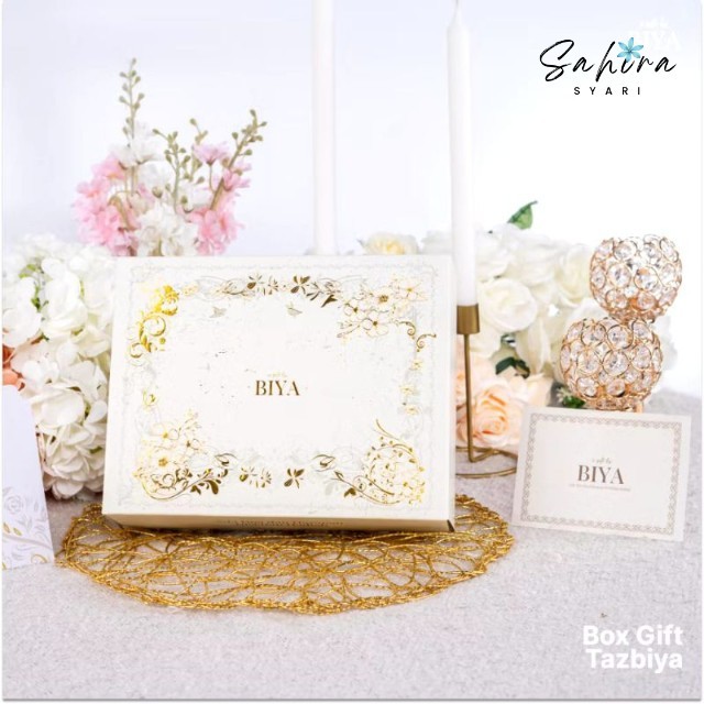 

BOX GIFT HAMPERS MUKENA TAZBIYA & SARUNG TAZBIYA (BOX SAJA INCLUDE GIFT CARD & TASBIH) sahira syari