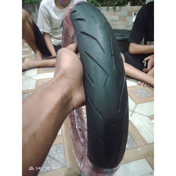 Ban tubles Matic Mio Beat Vario dll ring 14 merk PIRELLI DIABLO ROSSO SPORT