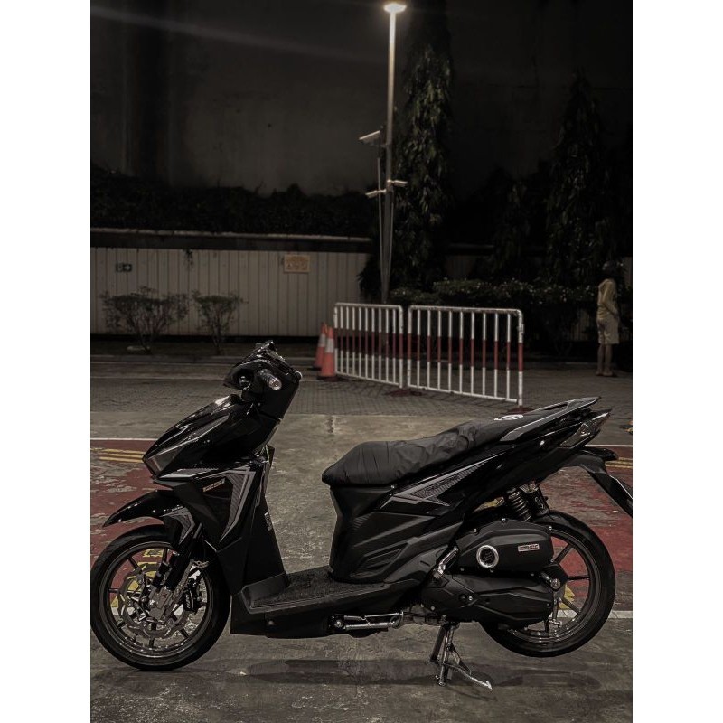 

striping sticker vario led 125/150 motif simpel v3 transparan custame Motorcycle