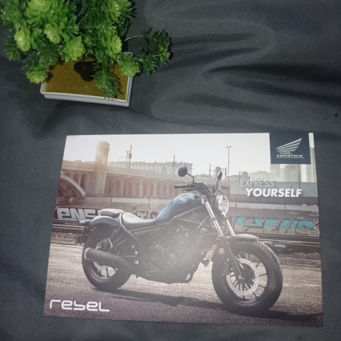 Brosur Honda Rebel