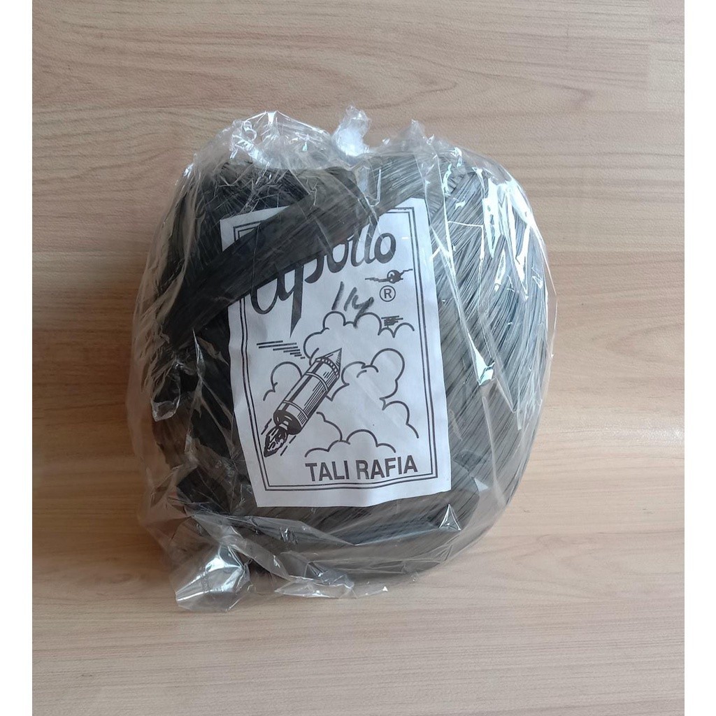

Tali Rafia Hitam 1/4 kg merk Apollo 0,25Kg