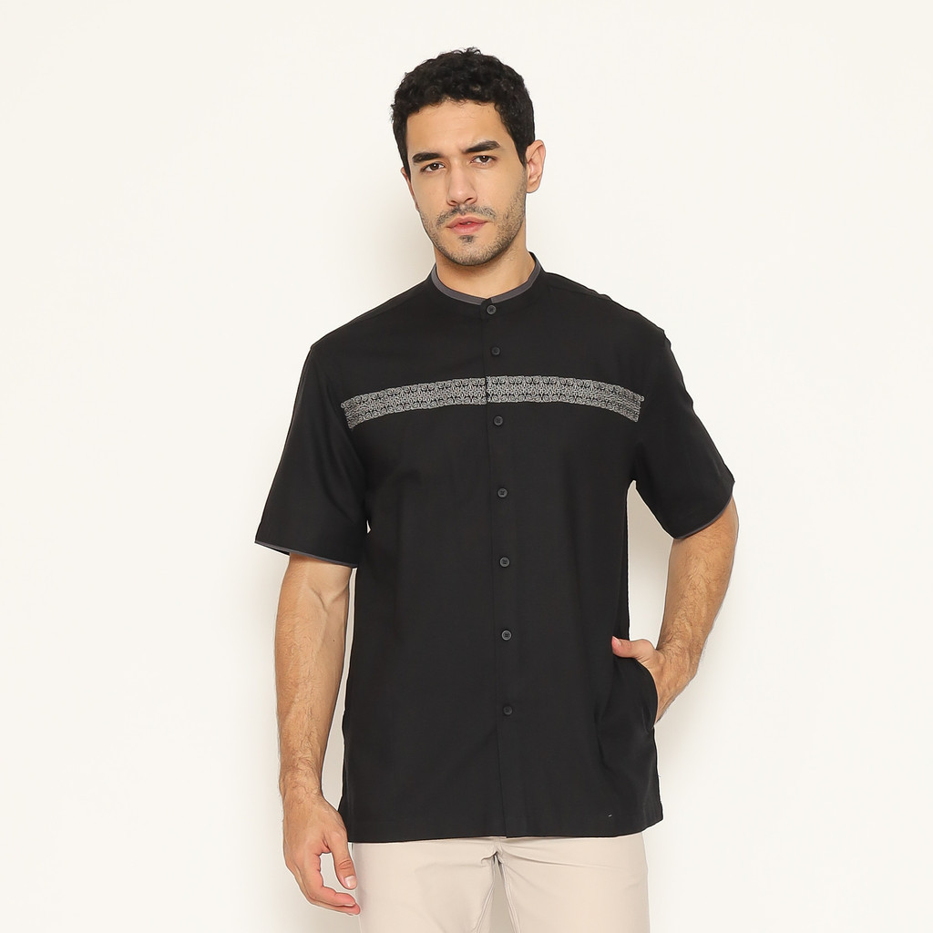 AMK Baju Koko Lengan Pendek KK Cross Stich S/s Hitam