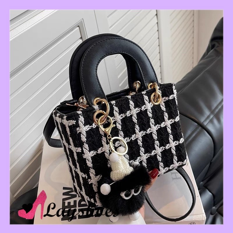 LAYSHOES TAS AESTHETIC WANITA FREE GANTUNGAN LUCU TAS WANITA  HANDBAG SLINGBAG SELEMPANG WANITA CEWE