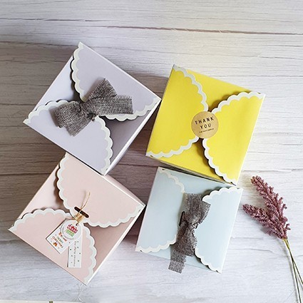 

Gift Box ukuran 14x14 TINGGI Kotak Kue Pastel Box Cake Roti Kering - Ungu
