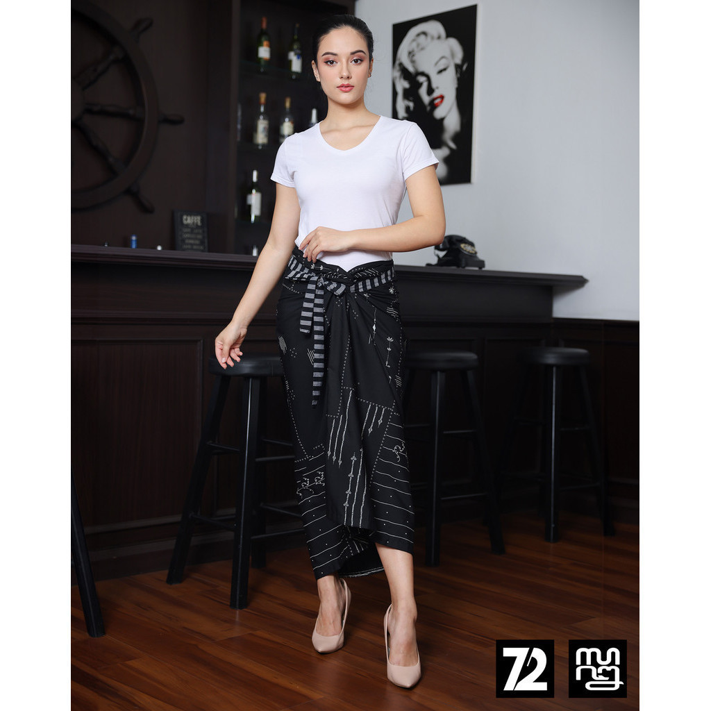 ROK BATIK SPAN Aurora Skirt Lilit Motif Mata Rasa Hitam Putih 72 Batik x Pisalin 724717 Cap 72