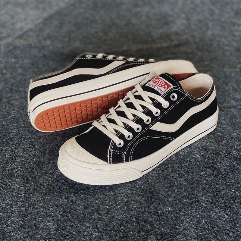 Ventela Original Public Low Black Natural Vantela Shoes Sepatu Sekolah Pria Wanita Sepatu Trendy 36-